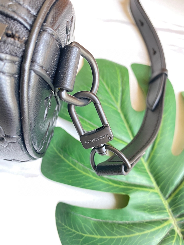 ルイヴィトンバッグ素材ディテール